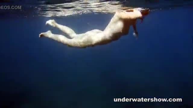 Cute nastya swimming nude in the sea
