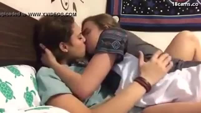 Youtube lesbian kiss 1